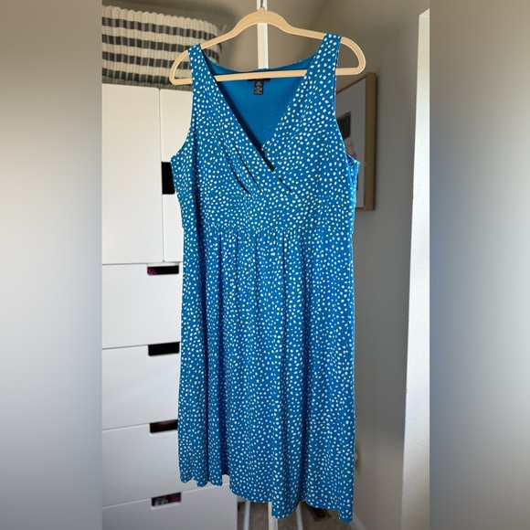 NWOT Chaps Beautiful Blue and White Pleated Ruched V-Neck Midi Sundress Size XL - Picture 7 of 7